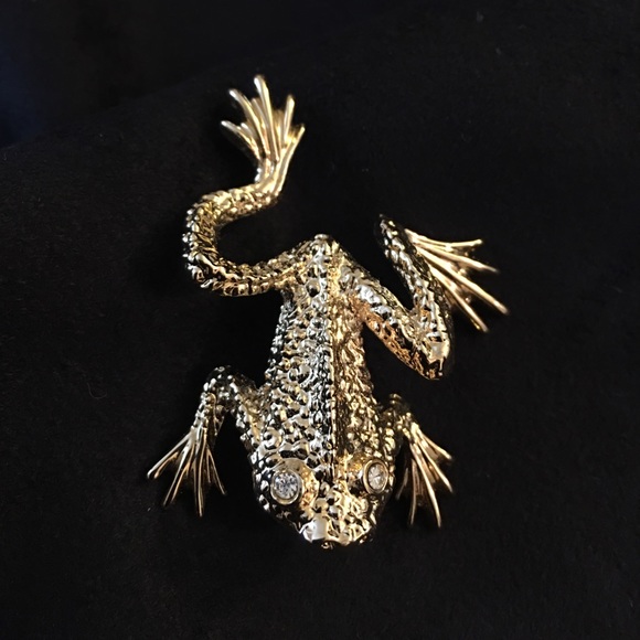 Pin - Picture 1 of 2